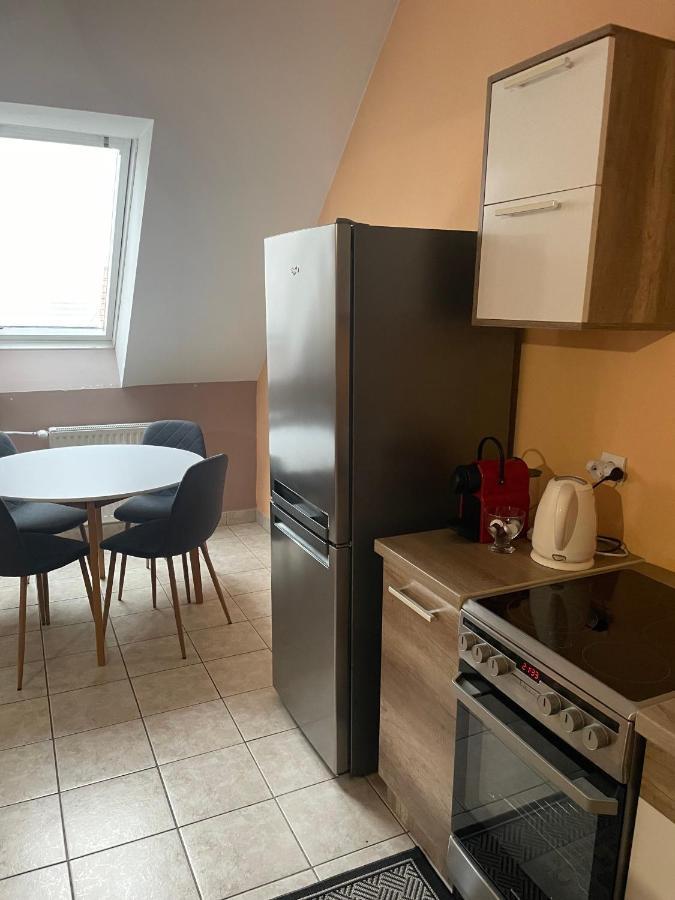 Palank Apartman Mosonmagyaróvár المظهر الخارجي الصورة