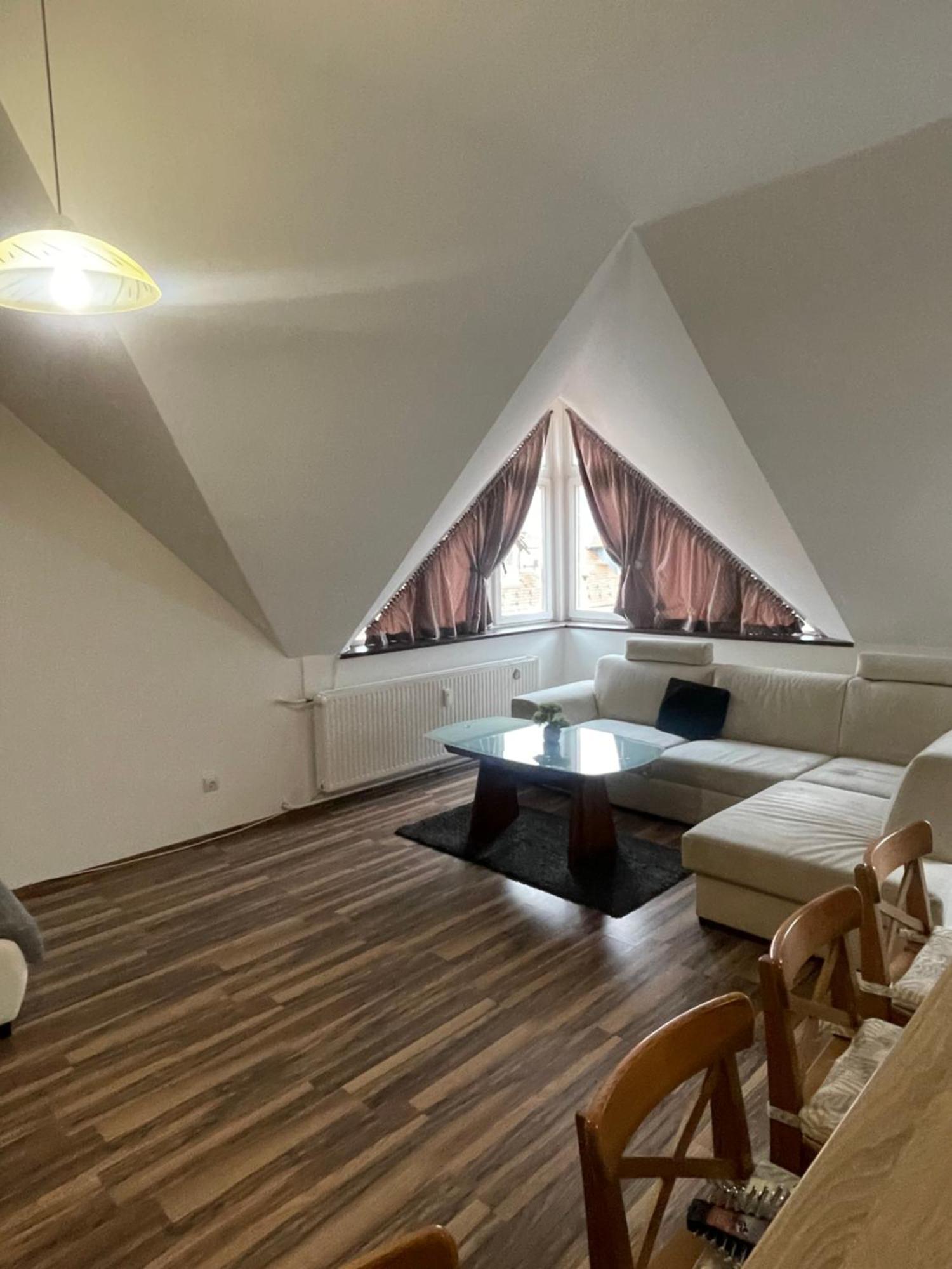 Palank Apartman Mosonmagyaróvár المظهر الخارجي الصورة