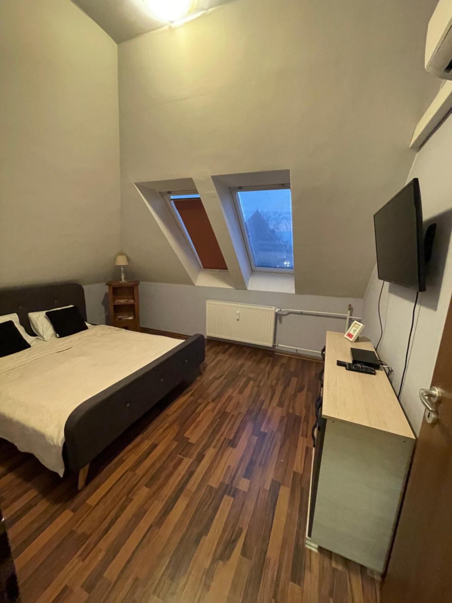Palank Apartman Mosonmagyaróvár المظهر الخارجي الصورة